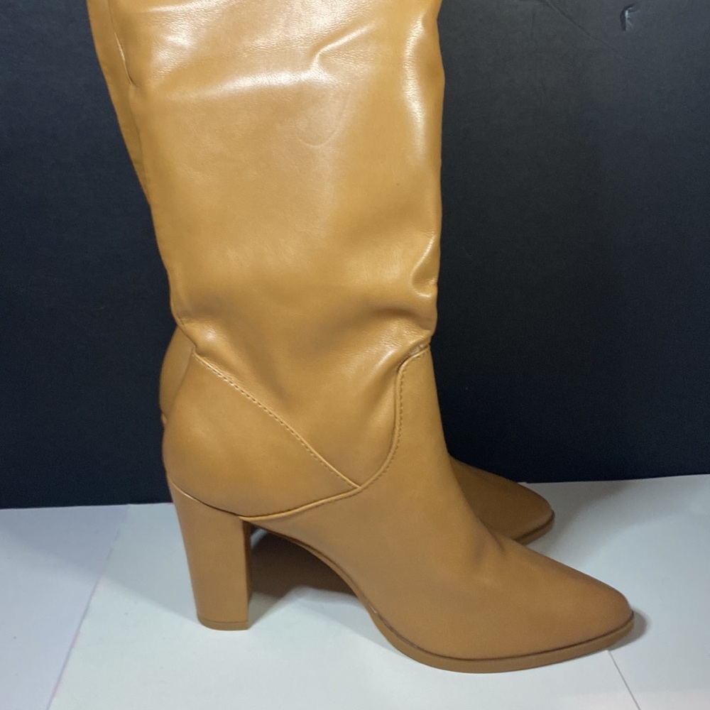 EXPRESS - CAMEL 8 1/2 NEW KNEE BOOTS NO LONGER HAVE BOX SHIPPED IN CLEAR BOX - Picture 3 of 11